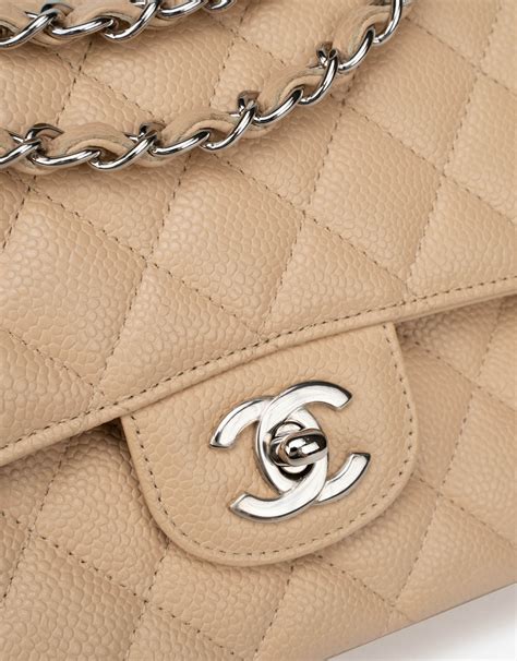 chanel timeless caviar medium